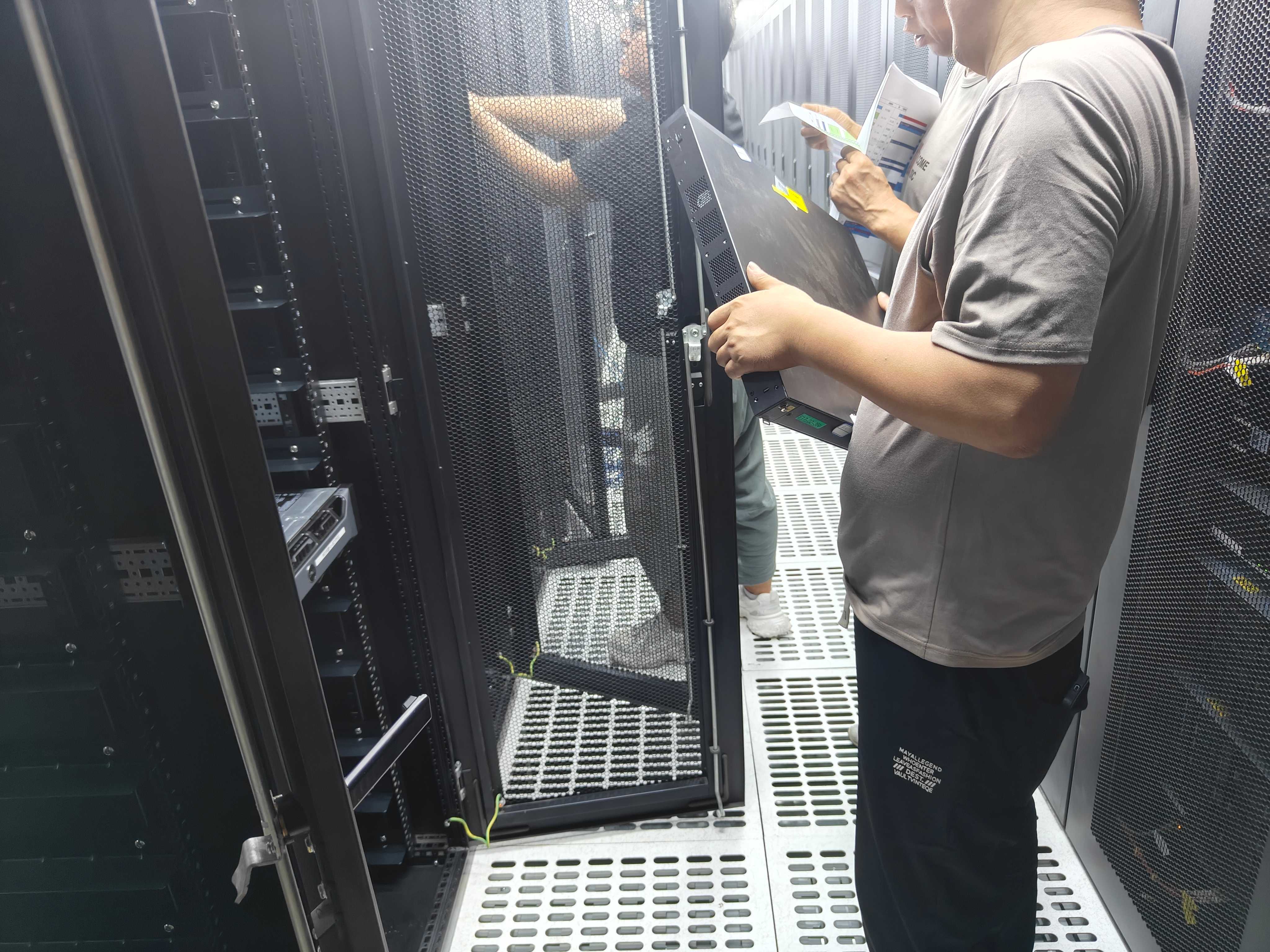 亦庄服务器托管中人员可以随意进出机房吗